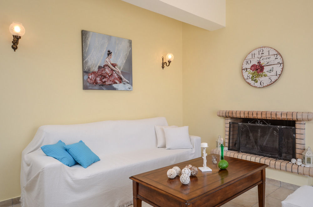 Villa Of Roses In Naxos - Private Villa With Pool Naxos City Exterior photo